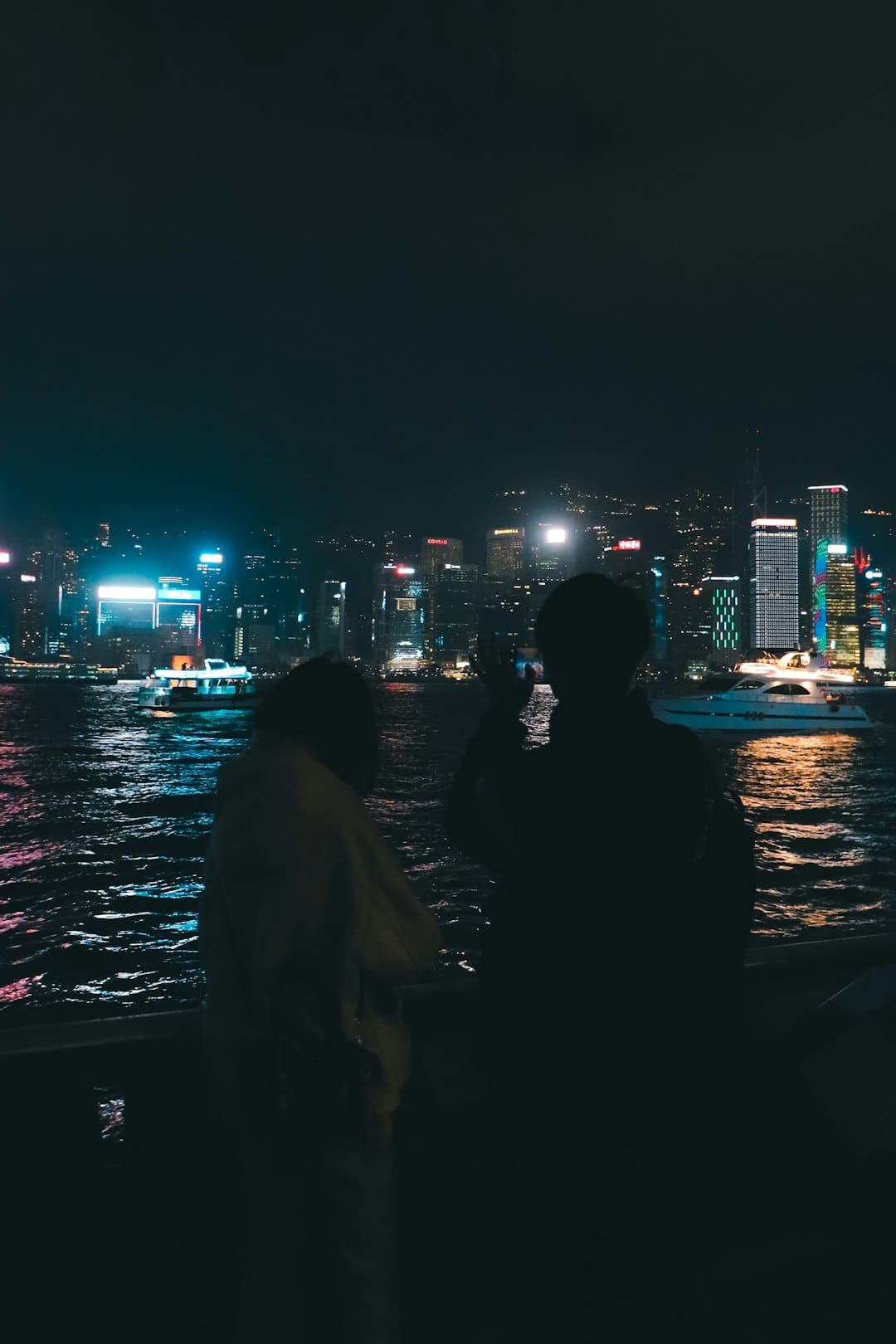 新桃农种出香甜水蜜桃（追梦路上）